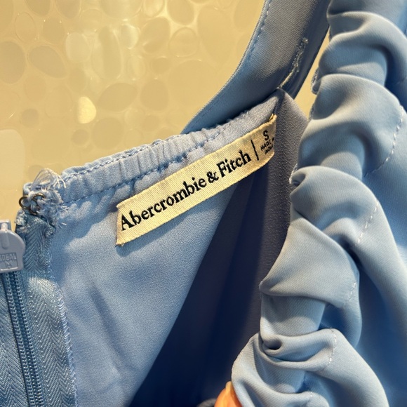 Abercrombie & Fitch Cinched Neck Midi Dress size Small - Picture 10 of 10